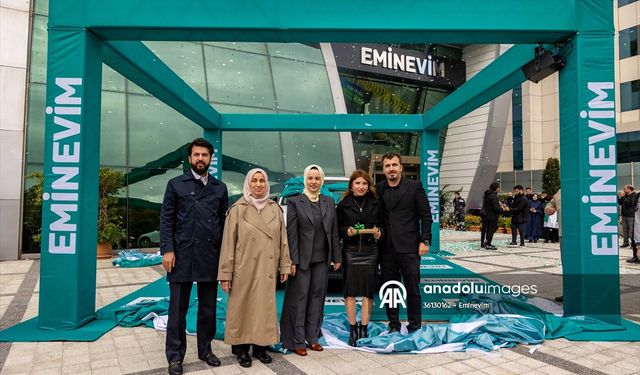 Eminevim çekilişle otomobil hediye etti