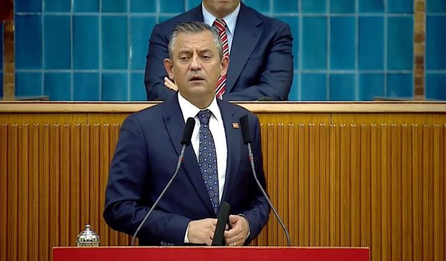 CHP Lideri Özel: 'İlaçlara erişim güvence altına alınacak'