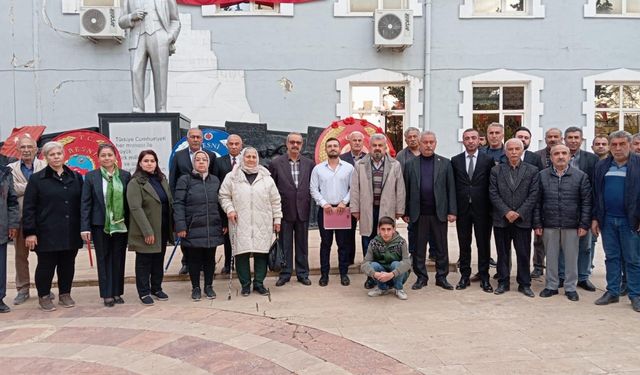 Özçelebi: 'Atatürk’ün mirasını taşıyarak ileriye yürüyoruz'