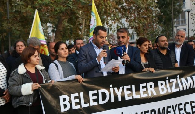 DEM Parti Adıyaman İl Eşbaşkanı Hüseyin Coşkun'dan kayyum atamalarına tepki