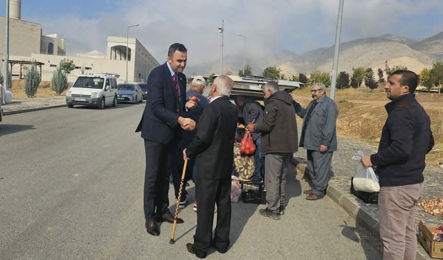 Hasankeyf Kaymakamı İmrak esnafı ziyaret etti