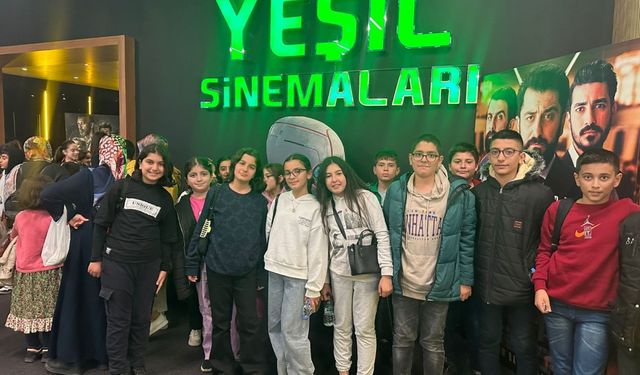 Malatya Belediyesi'nden ödüllü başarılı öğrencilere sinema