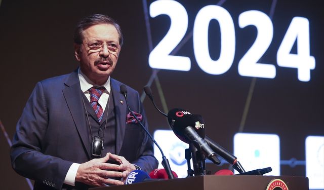 Hisarcıklıoğlu, "Gaziantep'in Yıldızları Ödül Töreni"nde