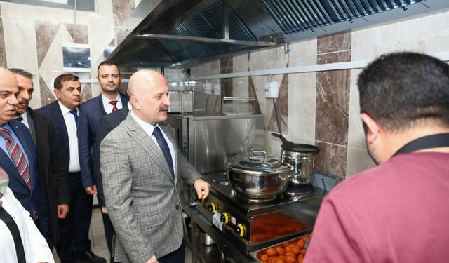 İstihdam sağlayacak 'Üreten Eller Restoranı' açıldı