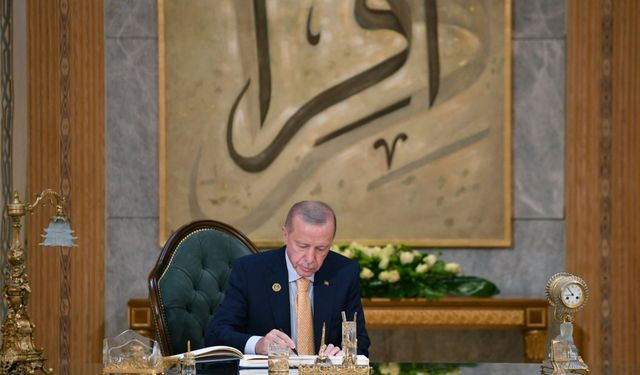 Erdoğan: 'İslam ülkeleri İsrail'e karşı liderlik yapmalı