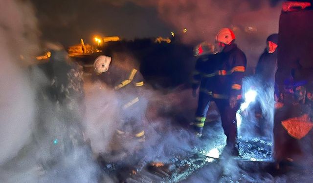 Kullanılmayan sağlık ocağında korkutan yangın