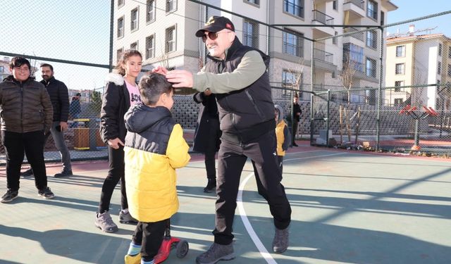 'Deprem öncesinden daha canlı bir kent inşa ediyoruz'