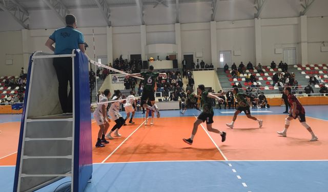 TÜRŞAD: 2 - RAMS Global Cizre Belediyespor: 3