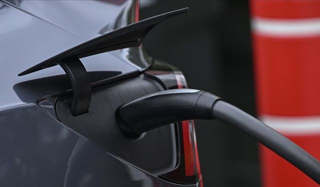 Elektrikli otomobilin pazar payı  13,6'ya geriledi