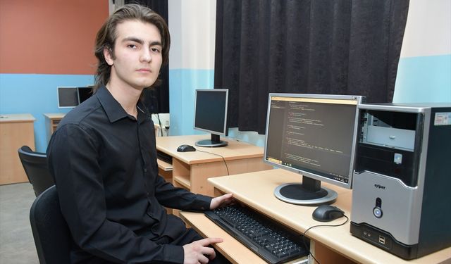 Öğrenciler ALS hastaları için mobil uygulama geliştirdi