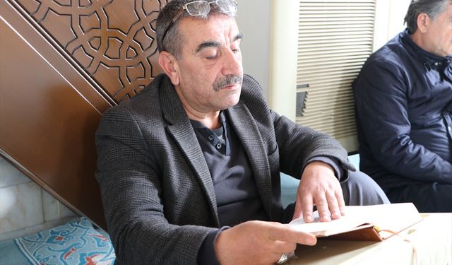 Mukabele geleneği Kilis'teki camilerde sürdürülüyor