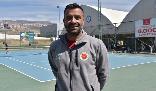 Gençler Tenis Bölge Birinciliği müsabakaları başladı