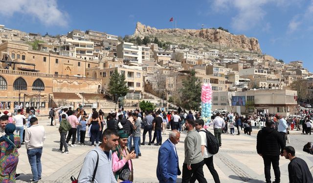 Mardin bayram tatilinde ziyaretçilerle doldu