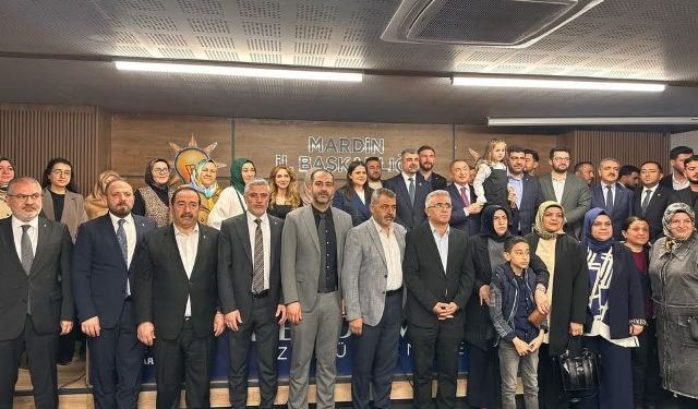 Başkan Oktay, Mardin'de partililerle bir araya geldi