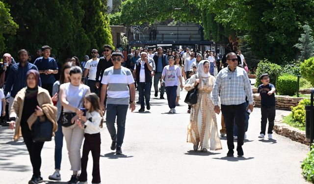Gaziantep Doğal Yaşam Parkı'nda bahar bereketi yaşanıyor