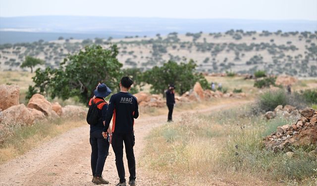 Araban'da kayıp çocuğu arama çalışmaları devam ediyor