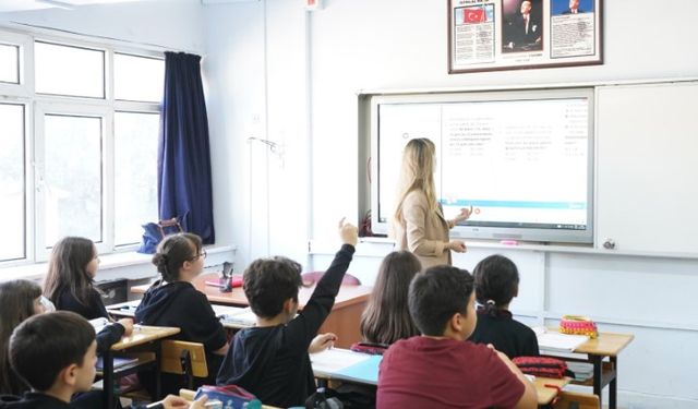 Öğretmenlerin yer değiştirme duyurusu yayımlandı