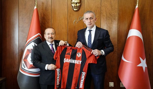 Başkan Hacıosmanoğlu'ndan Gaziantep FK'ye ziyaret
