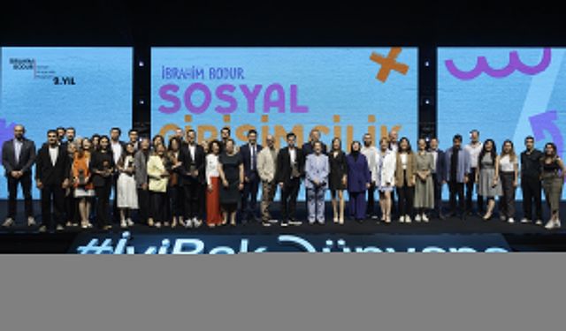 Sosyal Girişimcilik Programı'nda ödüller sahiplerini buldu
