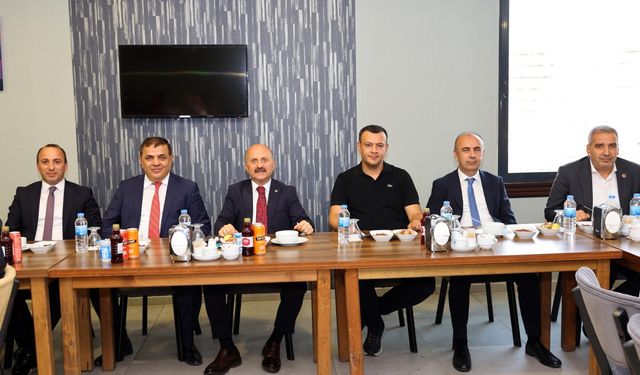 Adıyaman İl Özel İdaresi’nde Sami Işık’a duygusal uğurlama