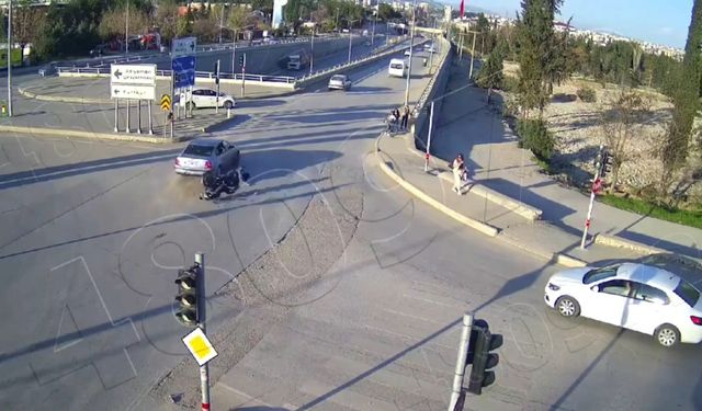 Adıyaman’da kameralara yansıyan ilginç trafik kazaları