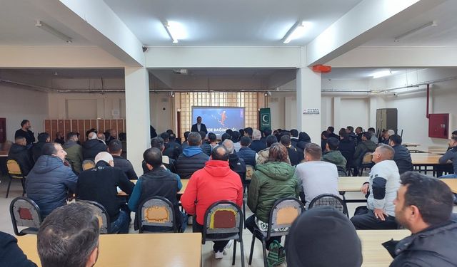 Yeşilay Şanlıurfa'dan Rekor Eğitim: 70 Bin Öğrenciye Ulaştı
