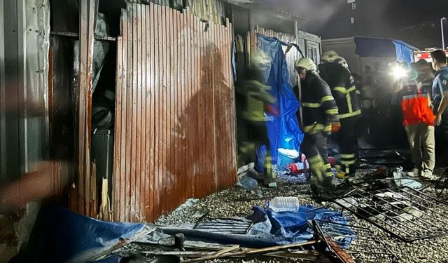Adıyaman’da Konteyner Kent’te Yangın Korkuttu