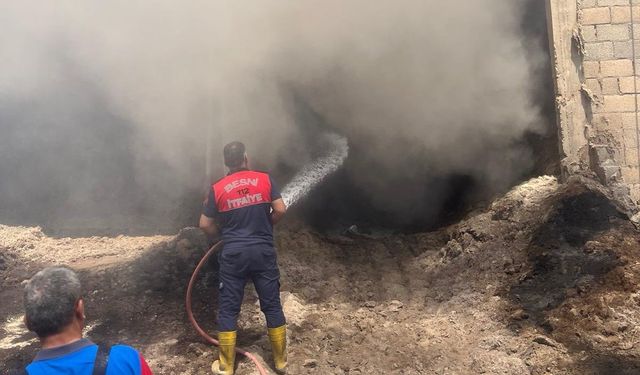 Adıyaman Besni’de çırçır fabrikasında yangın çıktı