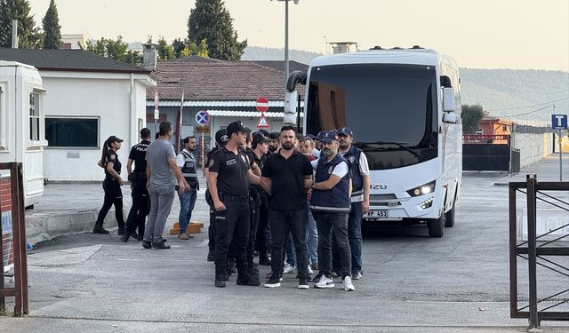 Gaziantep'te kurşunlama operasyonu: 15 şüpheli adliyede
