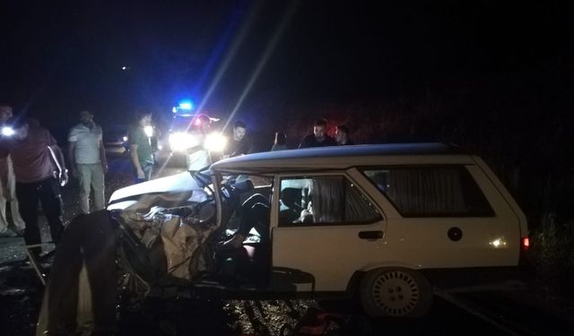 Malatya’da hafif ticari araç ile otomobil çarpıştı: 8 yaralı