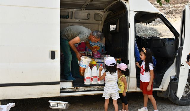 Seyyar esnaf 16 yıldır takas usulüyle satış yapıyor