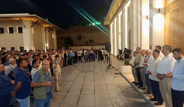 İsrail'in Gazze'ye yönelik saldırıları protesto edildi