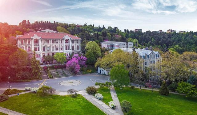 Boğaziçi, YKS 2025’te en yüksek puanlıları aldı