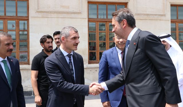 Bakan Bayraktar Kilis’te Ziyaretlerde Bulundu