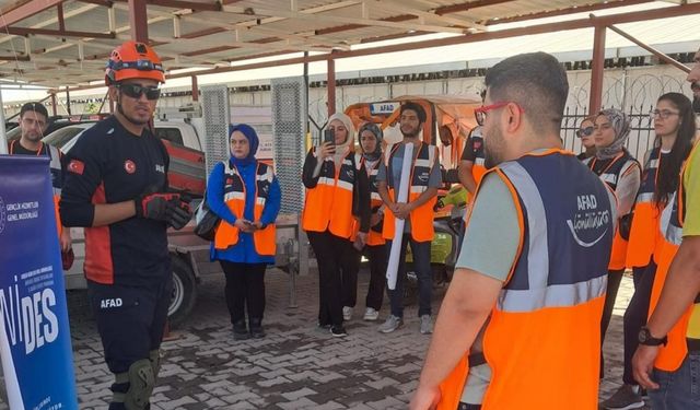 Adıyaman'da 'Depreme Hazırlanan Genç Nesiller' Eğitimi