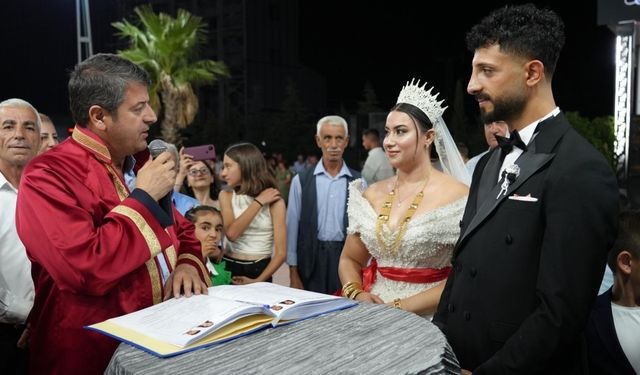 Ozan Ali Pehlül dünyaevine girdi