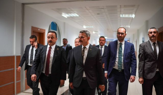MHP’den Muhtarlara: ‘Silah Gölgesinde Barış Olmaz