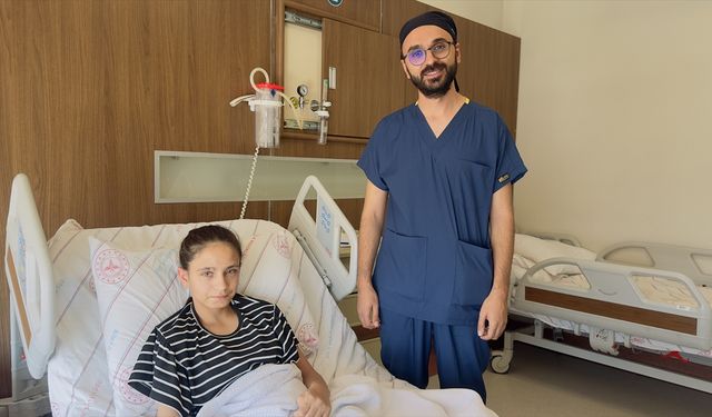 Siirt’te kulak zarı çöken hasta ameliyatla sağlığına kavuştu