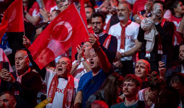 Türkiye Sigorta, iş ortaklarıyla milli maçta buluştu