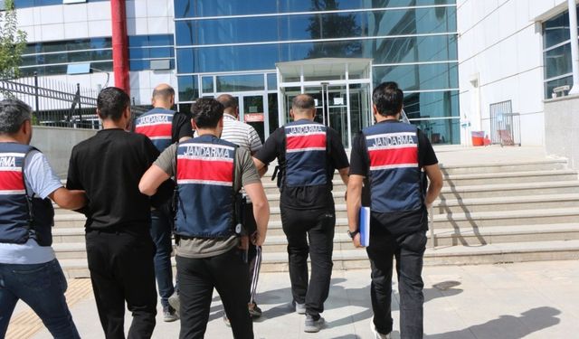 Adıyaman'da DAEŞ operasyonu: 2 kişi yakalandı