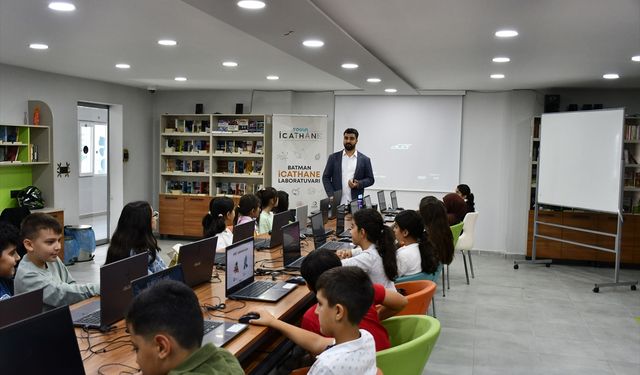 Batman TÜGVA İcathane'de yeni dönem eğitimleri başladı