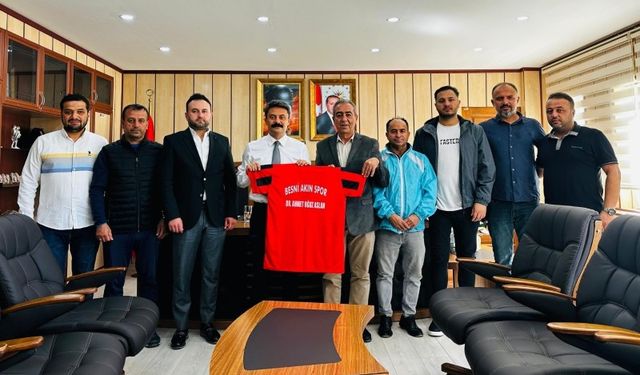Besni Akınspor'dan Sezon Öncesi Kaymakam Aslan'a Ziyaret