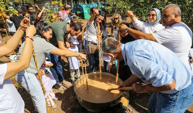 Diyarbakır’da anaokulu öğrencilerine bağ bozumu etkinliği