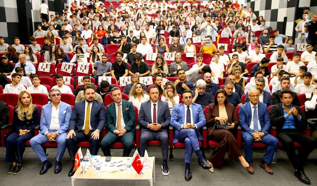 Diyarbakır'da 'Girişimci Kütüphanesi' buluşması düzenlendi