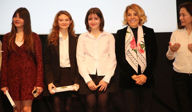 Doğa Koleji’ne girişimcilik ödülü