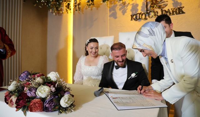 Evlilik Kredisi Başvuruları Bugün Başladı