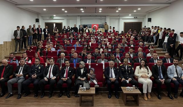 İslahiye ve Nurdağı'nda Cumhuriyet'in 102. yılı kutlandı