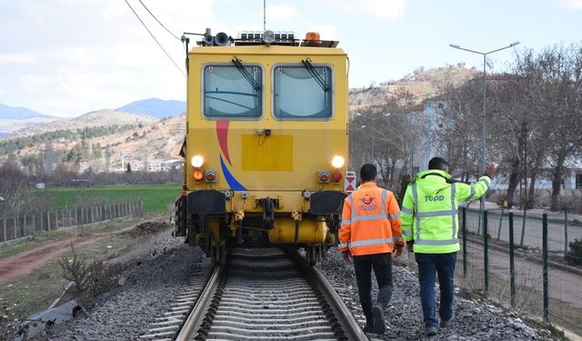 Gölbaşı Kaymakamlığı Uyardı; Dikkat, Tren Geliyor!