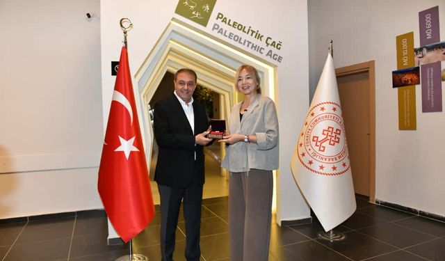 Japon Sanatçı Yamaguchi, Şanlıurfa Müzesini gezdi