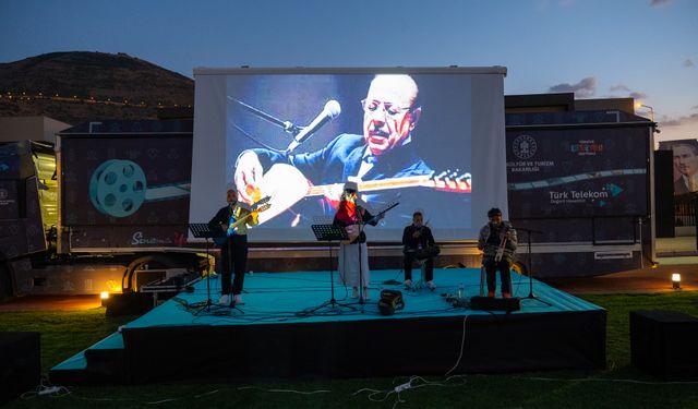 Türk Telekom'dan Sinema Yollarda Etkinliği